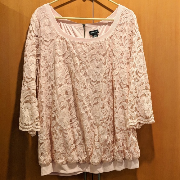 torrid Tops - Torrid Lacey Pink Blouse w/ Lining + Gathering 2X
